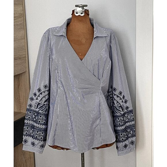 Soft Surroundings Sz L Embroidered Top Blue Striped Cruise Coastal Boho Casual - Picture 2 of 15